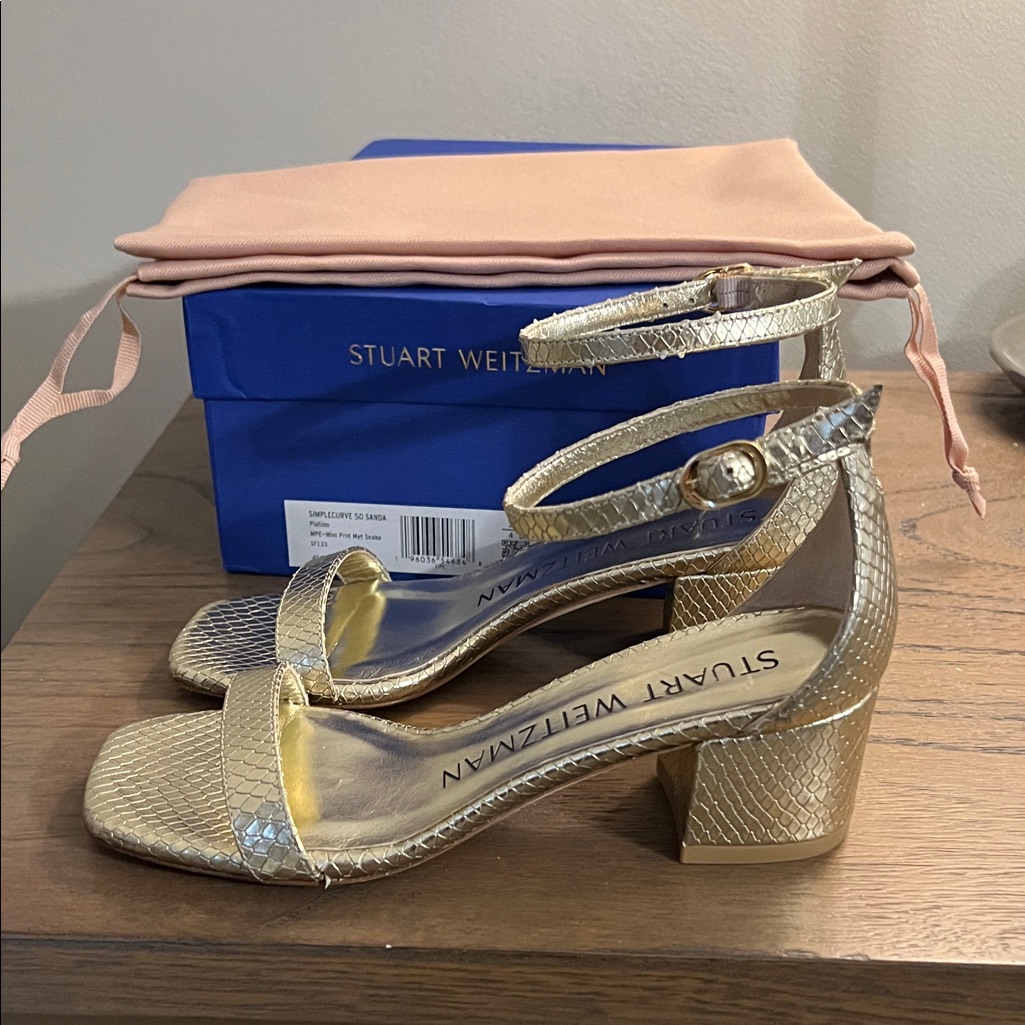 Stuart Weitzman Gold Women's Sandals Size 4.5
